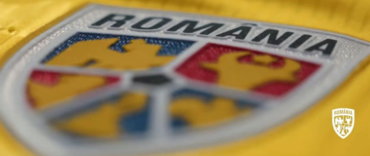 A aparut NOUL TRICOU al nationalei Romaniei! Hagi si Popescu ul prezinta! Cum arata noul echipament_1