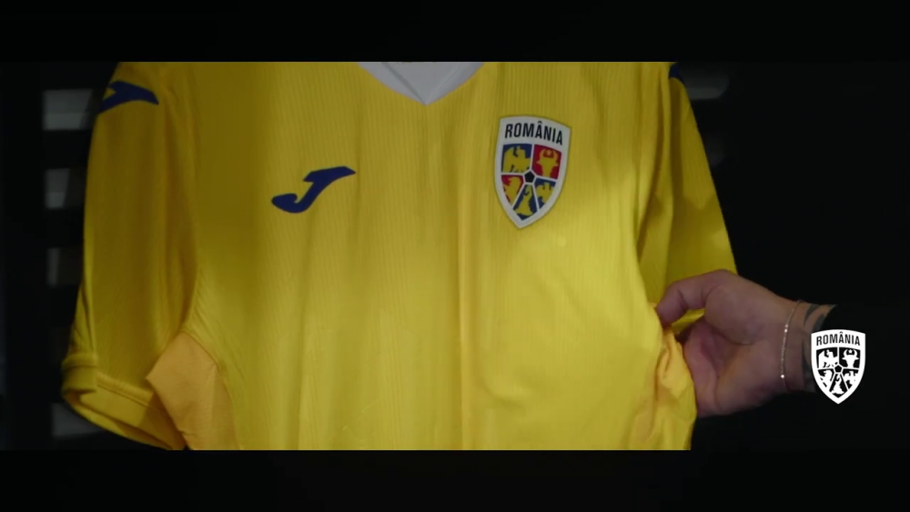A aparut NOUL TRICOU al nationalei Romaniei! Hagi si Popescu ul prezinta! Cum arata noul echipament_6