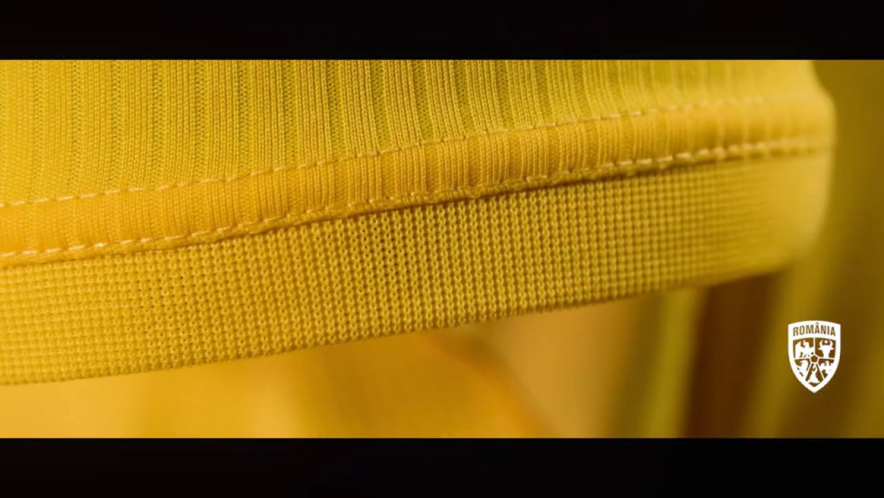 A aparut NOUL TRICOU al nationalei Romaniei! Hagi si Popescu ul prezinta! Cum arata noul echipament_11