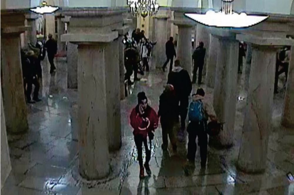 Motivul incredibil pentru care un politist a decis sa divorteze de sotia lui! In ce ipostaza a fost vazuta femeia si ce acuzatii i se aduc _3