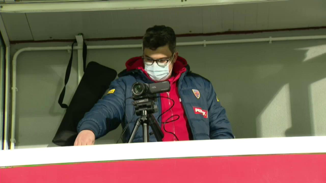 Asta e OCHIUL lui Radoi! :) Mirel n-a ratat NIMIC in perioada de izolare. Totul a fot filmat si vazut live de selectioner_5