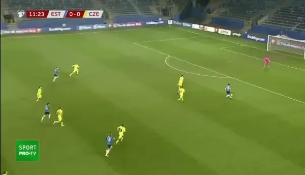 Asa ceva se vede intr-un meci dintr-o mie! Control IREAL in careul advers inainte sa marcheze! Ce a facut cu mingea