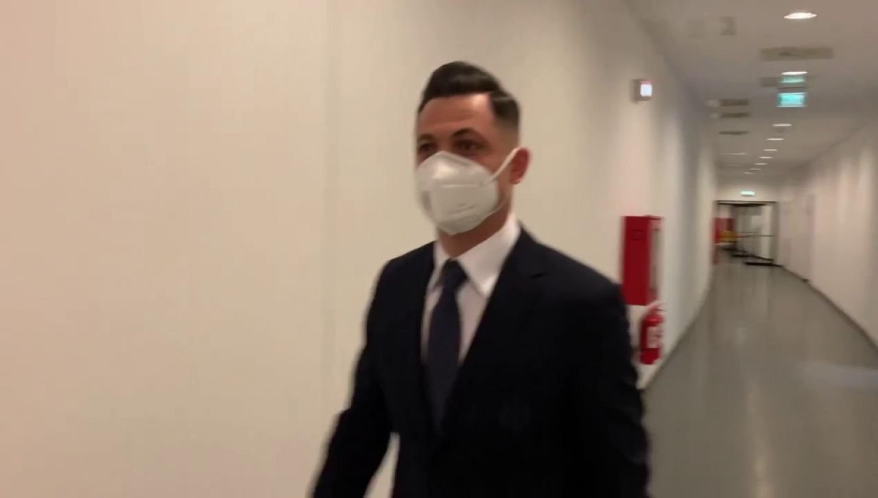 Moment INCREDIBIL inainte de Romania - Macedonia! Radoi a obtinut al doilea test negativ si a intrat peste jucatori in vestiar! Ce reactie au avut_1