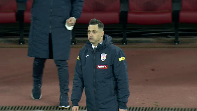 EXCLUSIV | ASTA e momentul care le-a scapat camerelor! Trairi INCREDIBILE pentru Radoi dupa golul lui Hagi! Ce a putut sa-i faca_3