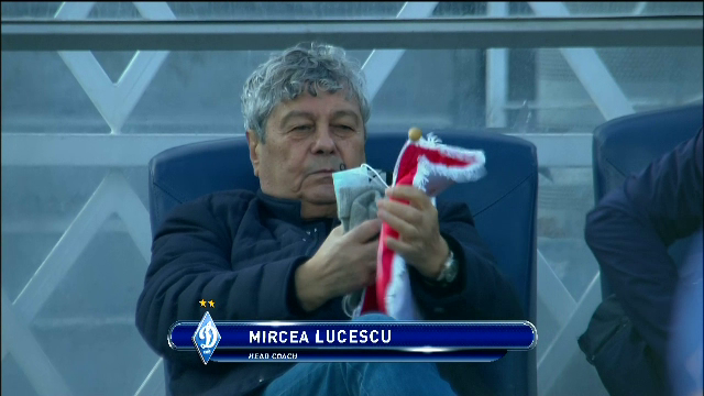 EXCLUSIV | Lucescu, aproape sa PLANGA la momentul de reculegere dinaintea meciului cu Dinamo! A fost premiat de Multescu. Fanii din DDB au strans aproape 260 000 de euro!_8