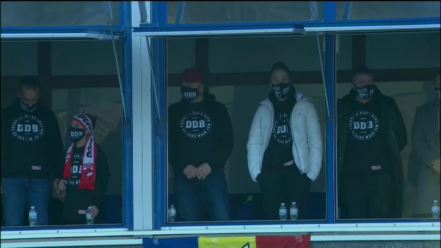 EXCLUSIV | Lucescu, aproape sa PLANGA la momentul de reculegere dinaintea meciului cu Dinamo! A fost premiat de Multescu. Fanii din DDB au strans aproape 260 000 de euro!_14