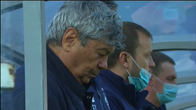 EXCLUSIV | Lucescu, aproape sa PLANGA la momentul de reculegere dinaintea meciului cu Dinamo! A fost premiat de Multescu. Fanii din DDB au strans aproape 260 000 de euro!_15