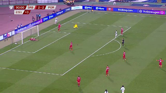 Ronaldo s-a INFURIAT si a PLECAT de pe teren inainte de finalul meciului! A trantit banderola dupa ce a fost FURAT! Imaginile care fac inconjurul lumii_14