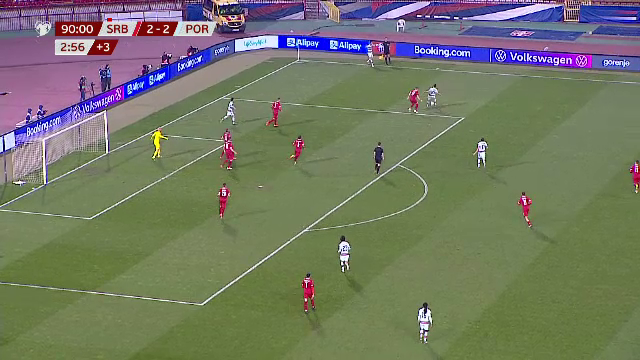 Ronaldo s-a INFURIAT si a PLECAT de pe teren inainte de finalul meciului! A trantit banderola dupa ce a fost FURAT! Imaginile care fac inconjurul lumii_15