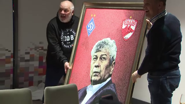Momente de senzatie pentru Lucescu la Kiev, alaturi de dinamovisti! A primit cadou un tablou URIAS, dar a luat pe toata lumea prin surprindere! Ce a facut cu panza_7