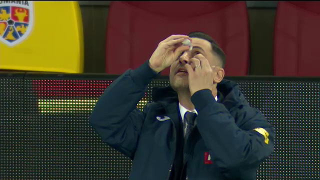 Radoi, asa cum nu l-ai mai vazut niciodata! Si-a pus picaturile in ochi inaintea meciului! Imagini EXCLUSIVE_5