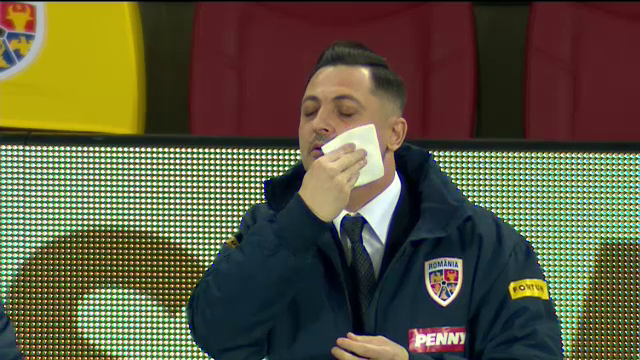 Radoi, asa cum nu l-ai mai vazut niciodata! Si-a pus picaturile in ochi inaintea meciului! Imagini EXCLUSIVE_8
