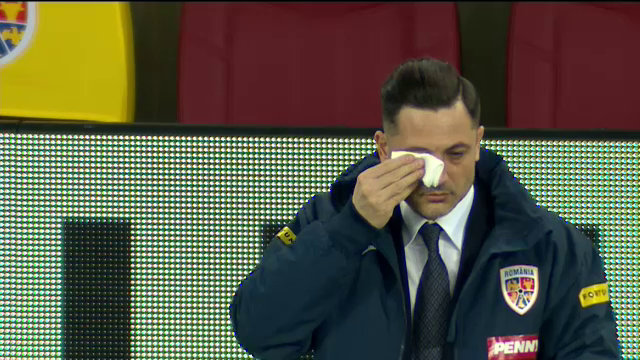 Radoi, asa cum nu l-ai mai vazut niciodata! Si-a pus picaturile in ochi inaintea meciului! Imagini EXCLUSIVE_10