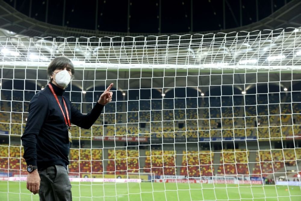 BOMBA in fotbalul mondial! Low, propus la Barcelona de unul dintre cei mai mari jucatori din istoria clubului! 