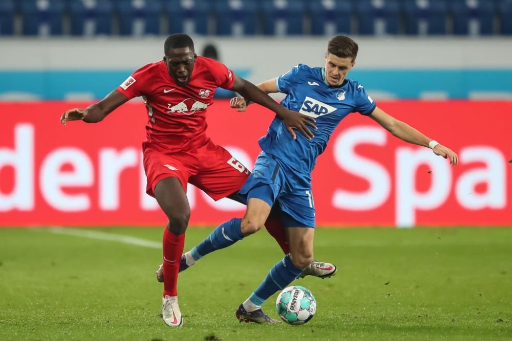 Liverpool vrea sa-si betoneze defensiva! Vor sa aduca un fundas de top din Bundesliga! Ce alt jucator i-a impresionat pe englezi_3