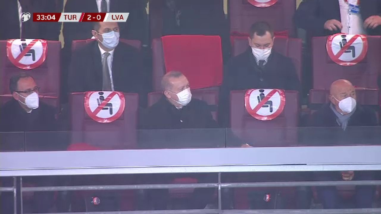 SOC MONDIAL in fata liderului suprem! Dupa ce au dat de pamant cu Olanda si Norvegia lui Haaland, turcii au facut 3-3 acasa cu Letonia! VIDEO_1