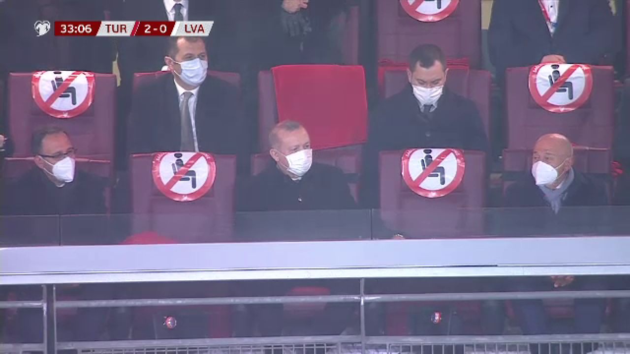 SOC MONDIAL in fata liderului suprem! Dupa ce au dat de pamant cu Olanda si Norvegia lui Haaland, turcii au facut 3-3 acasa cu Letonia! VIDEO_7