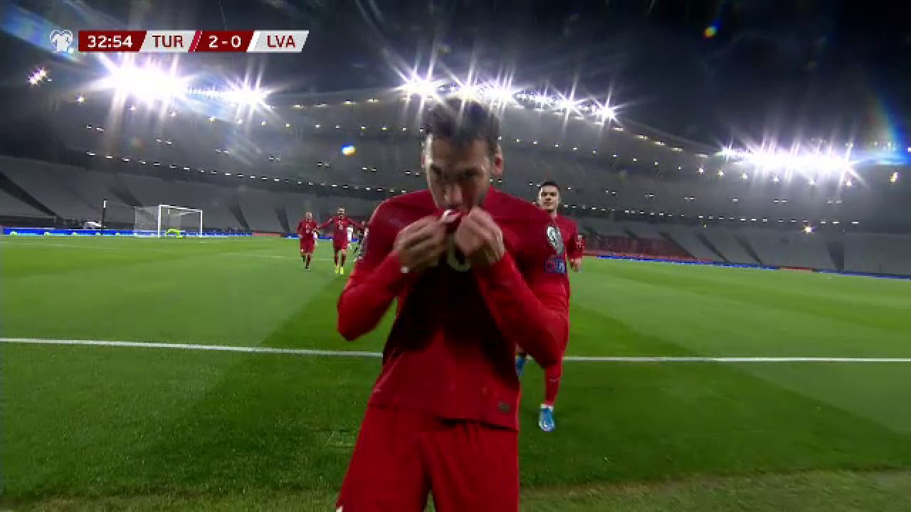 SOC MONDIAL in fata liderului suprem! Dupa ce au dat de pamant cu Olanda si Norvegia lui Haaland, turcii au facut 3-3 acasa cu Letonia! VIDEO_11