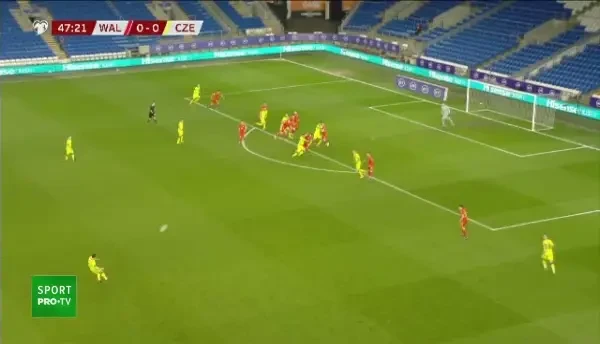 Hategan e IAR in mijlocul unui scandal URIAS! L-a eliminat pe starul din Bundesliga dupa o faza nebuna! Ce s-a intamplat