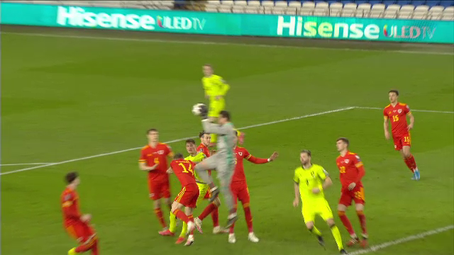 Hategan e IAR in mijlocul unui scandal in Europa! L-a eliminat pe starul din Bundesliga dupa ce a innebunit de furie_19