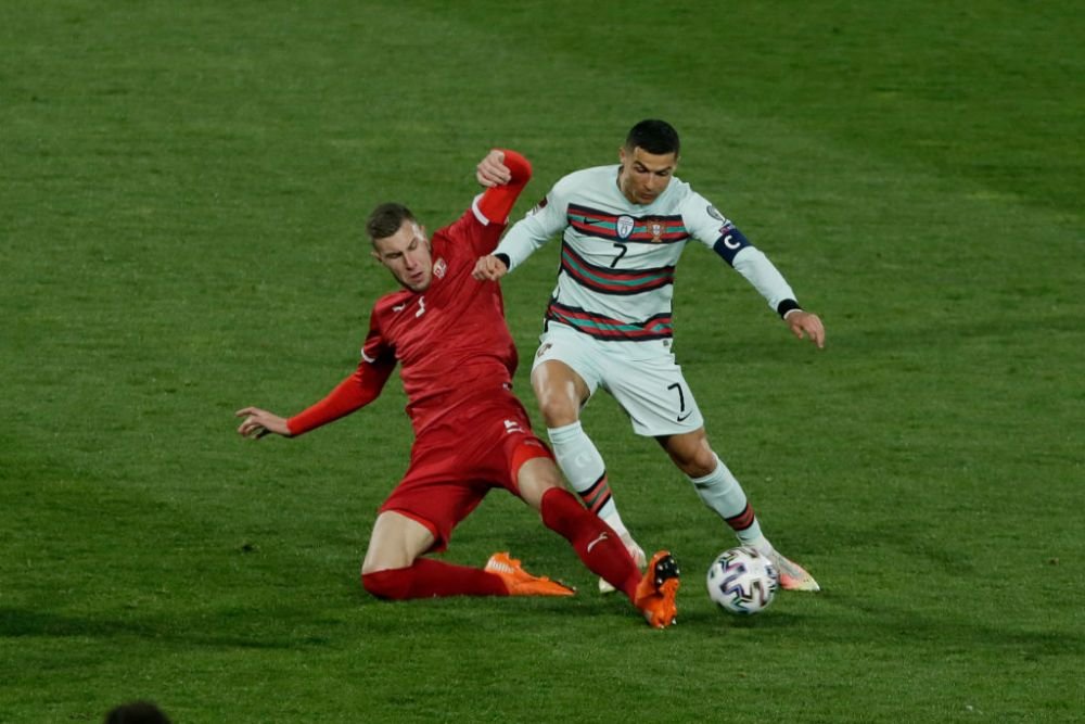 Ronaldo, ironizat de un jucator al lui Manchester United dupa golul nevalidat cu Serbia! 