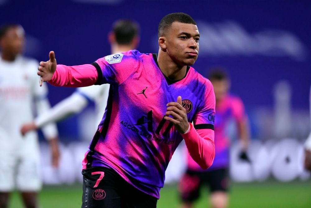Milionarii de la PSG i-au gasit inlocuitor lui Mbappe! Cine este jucatorul pe care vor sa-l transfere si cum o ajuta asta pe Real Madrid_6