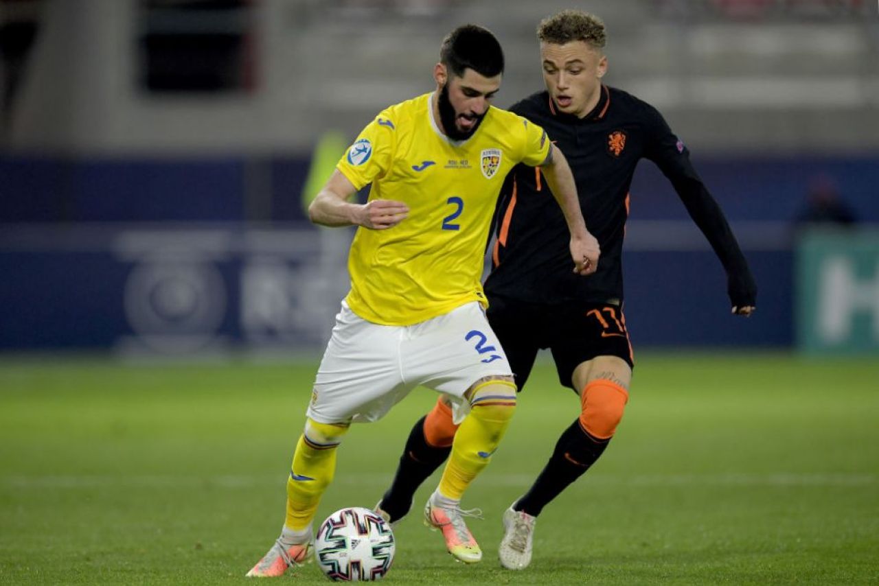 Gica Hagi poate da o noua lovitura pe piata transferurilor! Unul dintre remarcatii Romaniei de la Euro U21 e dorit in Olanda_5