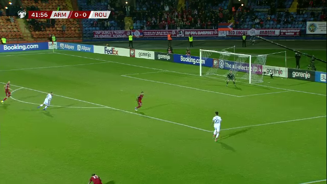 Ce-a fost asta, Man?! Atacantul care a batut recordul de transfer al Romaniei a scapat singur in careul advers! Ce a putut sa urmeze