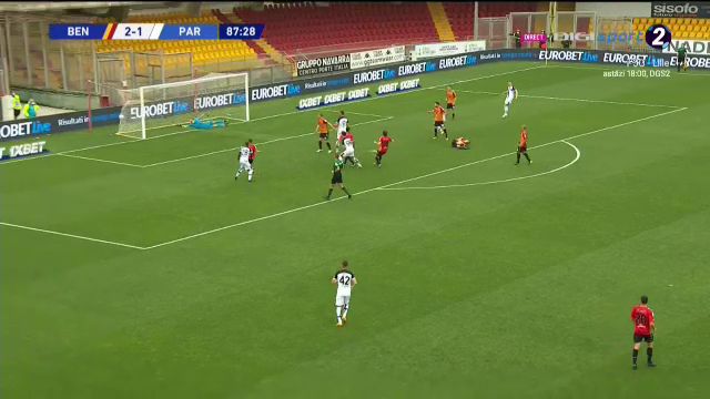 Benevento 2-2 Parma | Man, GOOOL pentru Parma in minutul 88! Reluare superba a romanului! A trecut pe langa victorie in prelungiri_5