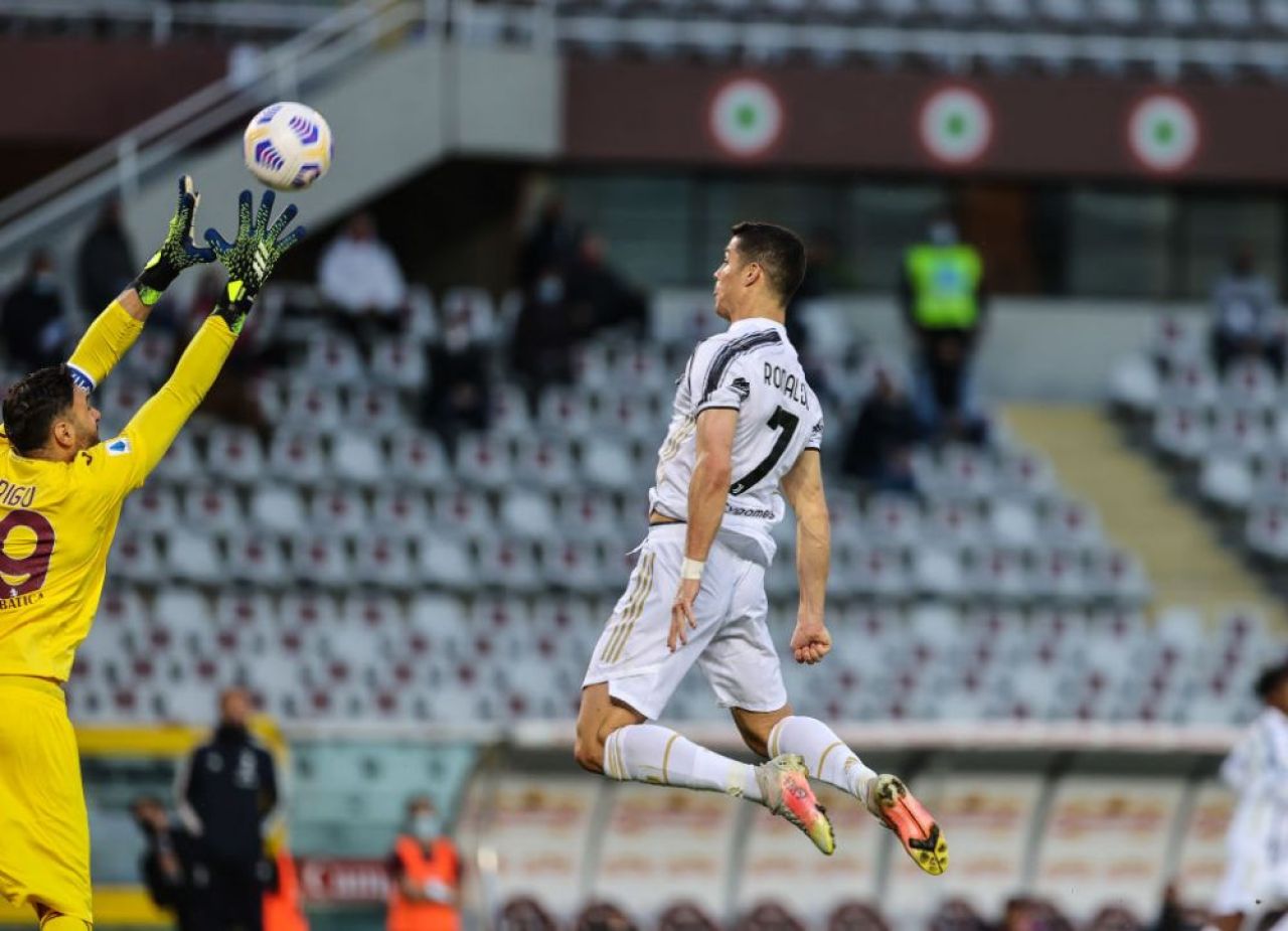 Cum si-a umilit Ronaldo un adversar: