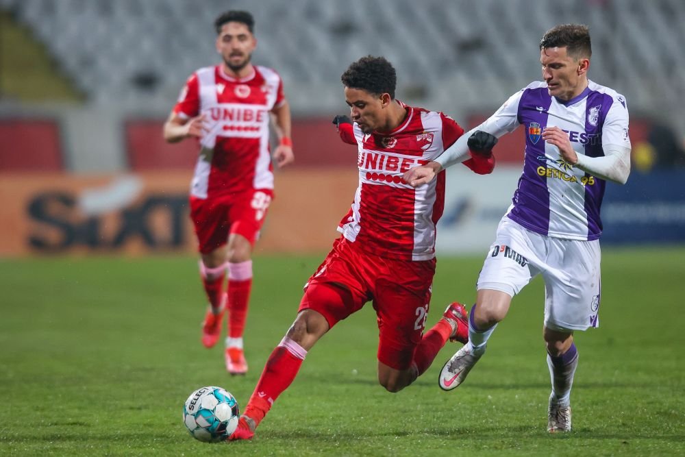 Dezvaluiri incredibile ale directorului sportiv de la Dinamo! 