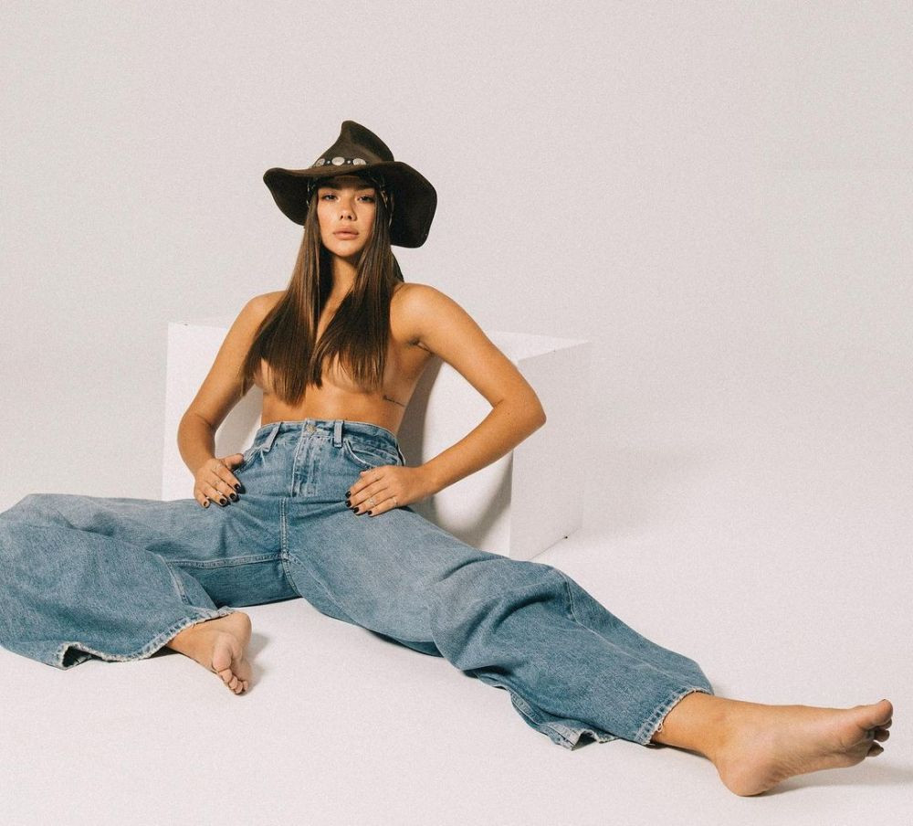 Fosta iubita a lui Neymar a aruncat internetul in aer! Postarile cu care si-a innebunit fanii si ce anunt inedit a facut tanara