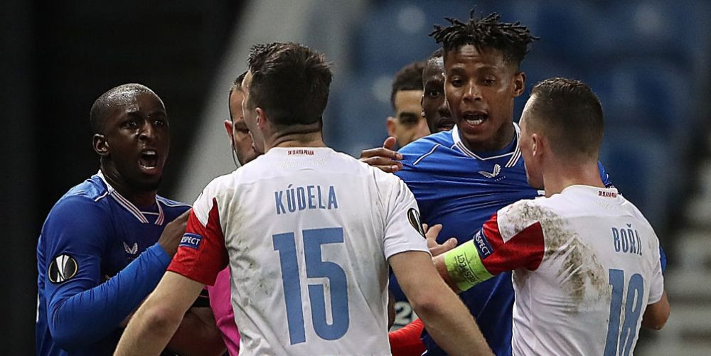 Primele masuri luate de UEFA dupa scandalul de rasism din meciul Rangers - Slavia Praga! Ce pedepse risca fotbalistii implicati