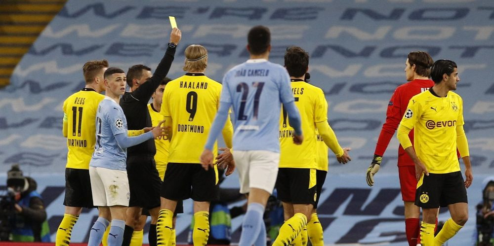 Nebunie la meciul lui Hategan! A fluierat penalty pentru City, dar si-a schimbat decizia dupa ce a analizat faza cu ajutorul VAR. Ce s-a intamplat