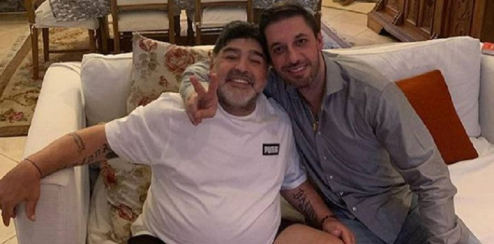 A vazut o tava cu cocaina si mi-a spus sa plecam! Declaratii incredibile ale fostului avocat al lui Maradona. Ce spune despre fiicele lui Diego