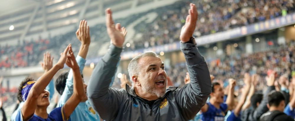 Cosmin Olaroiu a fost dorit de o forta din Arabia Saudita dupa despartirea de Jiangsu! Motivul pentru care antrenorul roman a refuzat