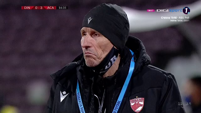 Reactia fabuloasa a lui Gigi Multescu dupa golul mondial primit direct din corner de la Moulin! Ce a facut antrenorul lui Dinamo la marginea terenului_11