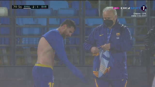 Imagini incredibile cu Messi la Madrid! A inceput sa tremure pe teren dupa potopul din repriza a doua! Ce s-a intamplat_17