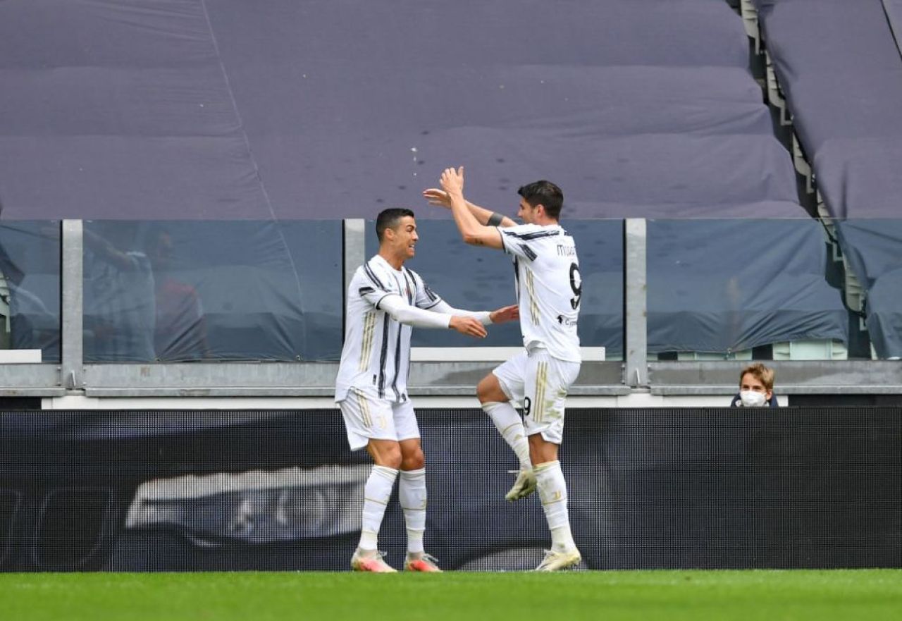 VIDEO | E om pana la urma! :) Ronaldo, la cea mai mare ratare a carierei! A dat in bara dintr-un metru_3