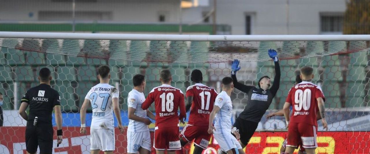 Andrei Vlad, record incredibil la FCSB! L-a depasit chiar pe Duckadam, dar e sub un alt fost mare portar al Stelei_4