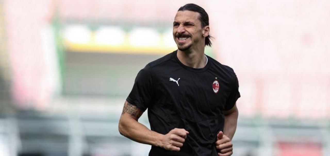 Zlatan loveste din nou! :)) S-a pozat alaturi de doi