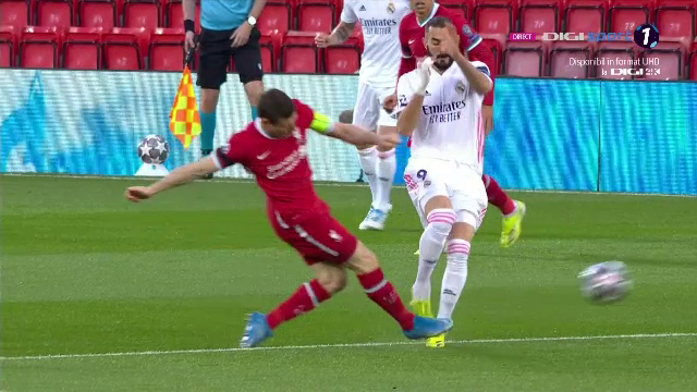 Trebuia eliminat Milner inca din minutul 1 al meciului cu Real?! Fault extrem de dur al englezului asupra lui Benzema! Faza la care banca Realului a sarit in aer_3