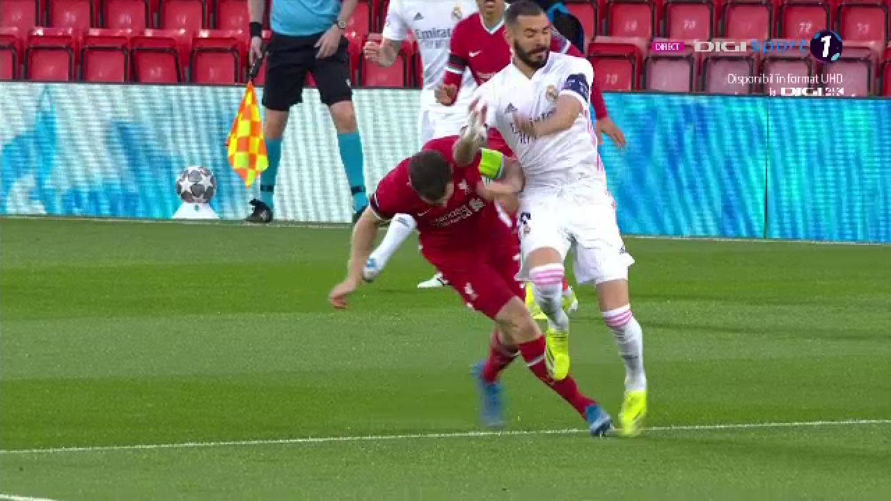 Trebuia eliminat Milner inca din minutul 1 al meciului cu Real?! Fault extrem de dur al englezului asupra lui Benzema! Faza la care banca Realului a sarit in aer_6