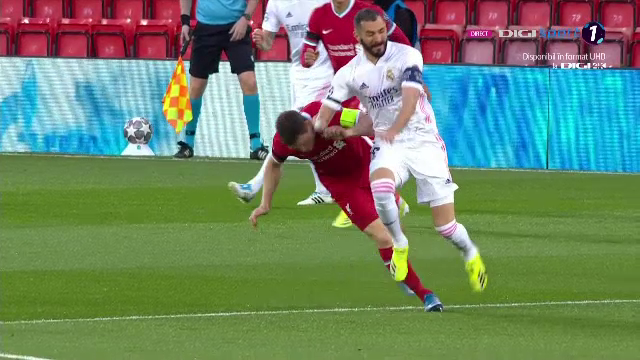 Trebuia eliminat Milner inca din minutul 1 al meciului cu Real?! Fault extrem de dur al englezului asupra lui Benzema! Faza la care banca Realului a sarit in aer_7