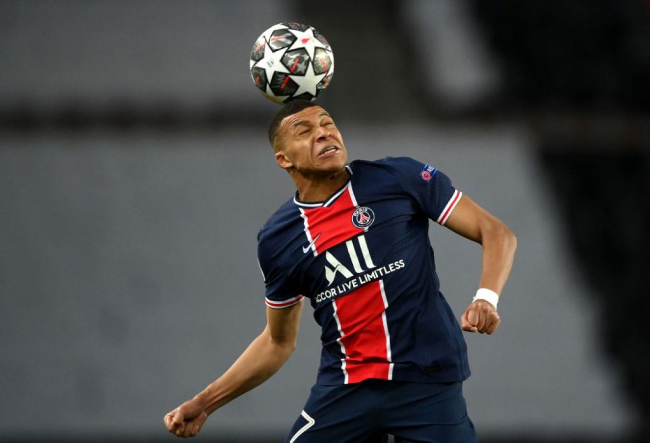 Conducatorii lui PSG pun presiune pe Mbappe pentru reinnoirea contractului! Care sunt conditiile cheie pentru ca francezul sa ramana la Paris_4
