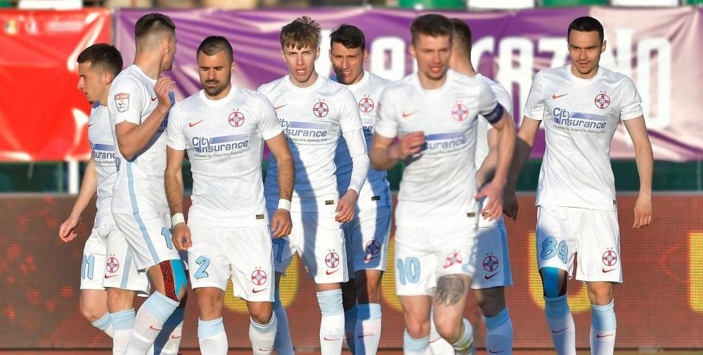 Surprize pregatite de Petrea pentru Supercupa cu CFR! Antrenorul FCSB-ului nu a titularizat niciun fundas central de meserie! Pantiru, Simion, Vina si Oaida, in primul 11!