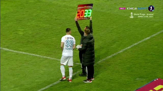 A trecut iar Gigi Becali la comanda? FCSB a facut nu mai putin de 5 schimbari la pauza meciului cu CFR din Supercupa!_3