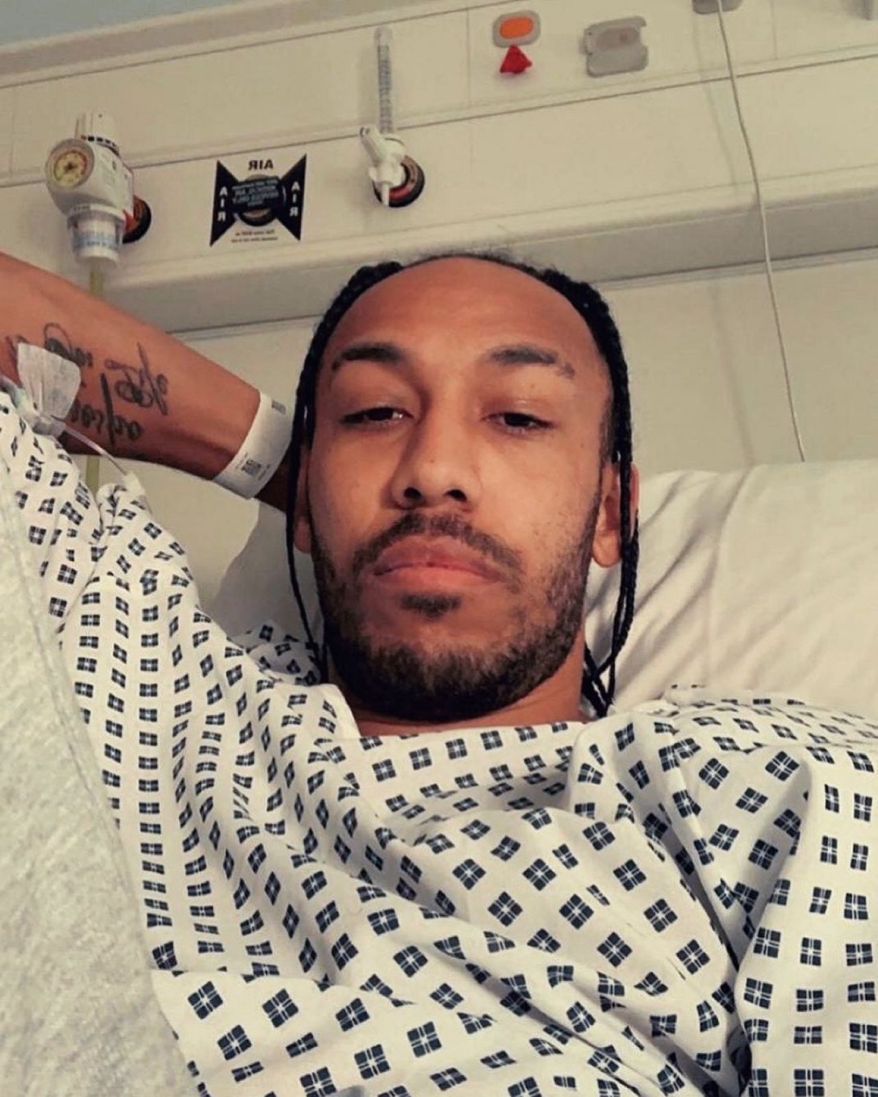 Anunt soc in fotbalul mondial! Aubameyang, internat cu malarie! Care este starea fotbalistului si cat va lipsi_2