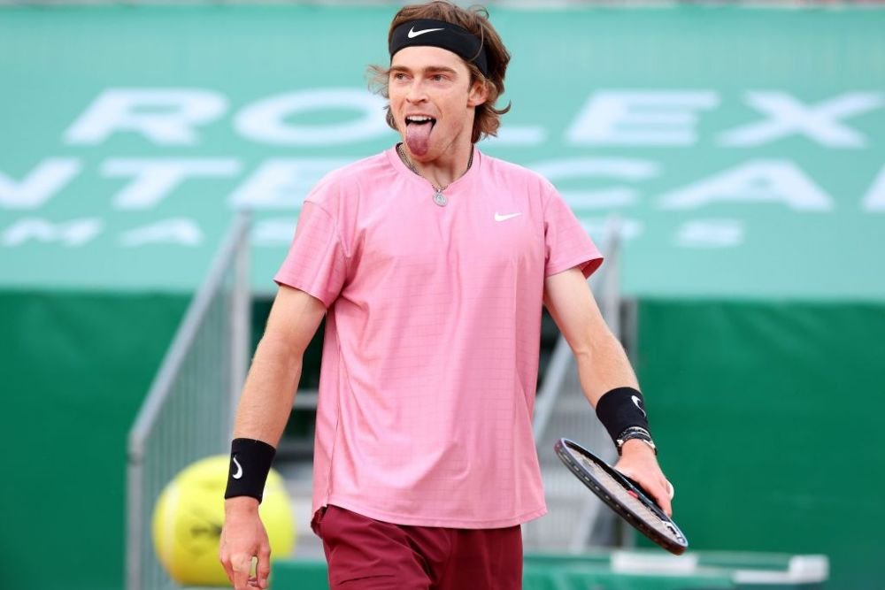 Regele zgurii , ingenuncheat in sferturi la Monte Carlo! Andrey Rublev l-a batut pe Rafael Nadal dupa un meci nebun | Serva mea a fost un dezastru!