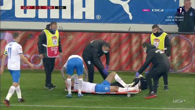 Baiaram, in lacrimi dupa accidentarea horror suferita! A fost scos cu ambulanta de pe teren! Imagini cu puternic impact emotional _16
